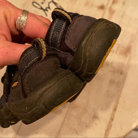Kid's Keen Newport Sandals/Water Shoes - Picture 3 of 8